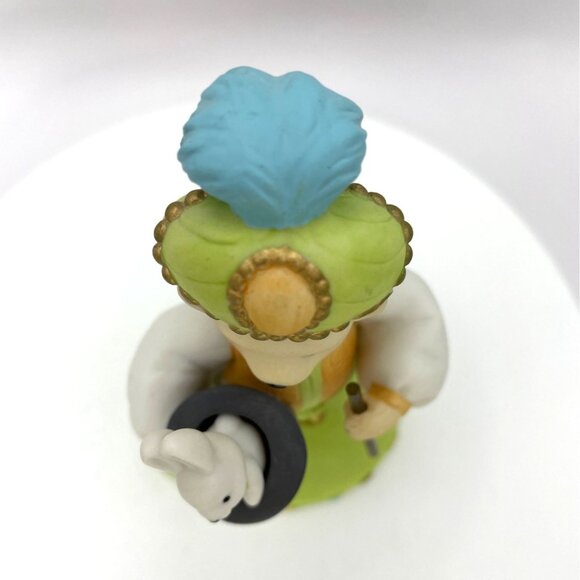 Avon Collectibles Magnificent Circus Bears Collection Marcello the Magician Figu - Picture 7 of 9